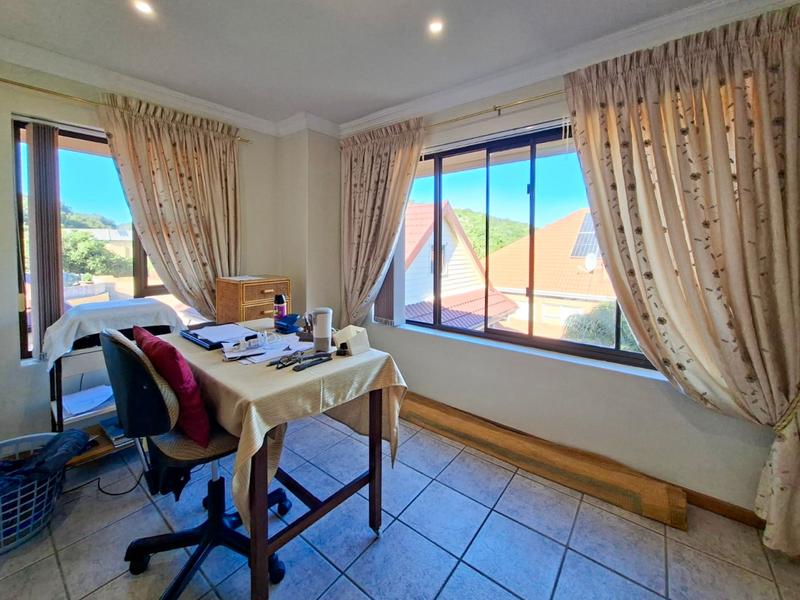 3 Bedroom Property for Sale in Dolphin Creek Golf Estate Western Cape
